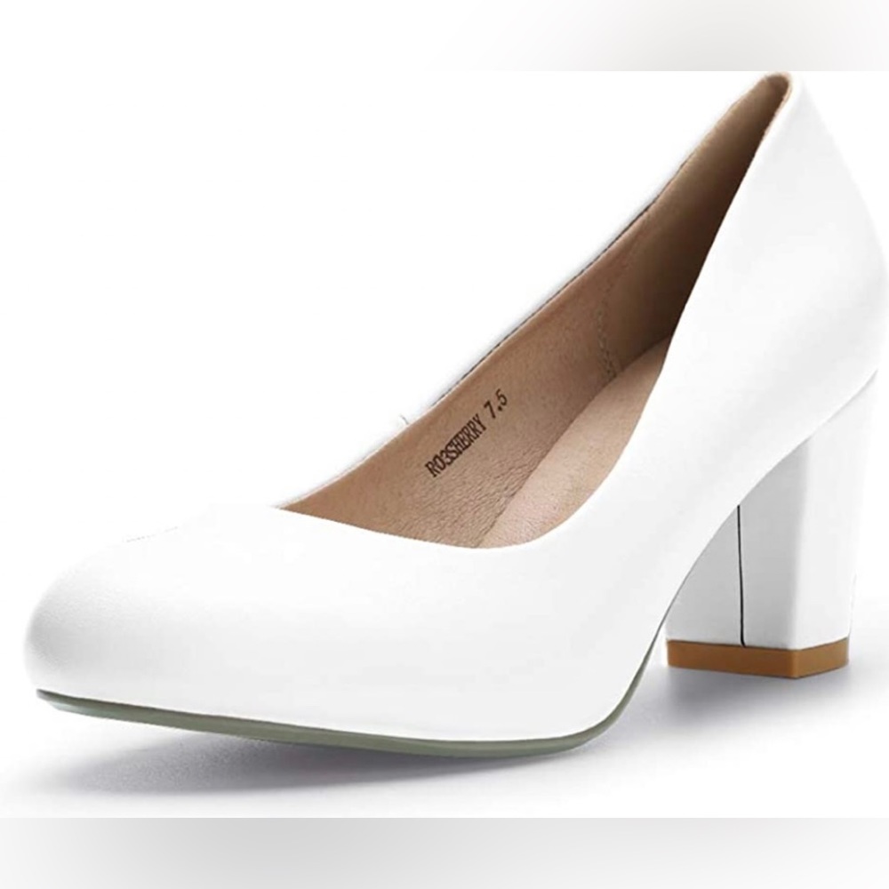 White chunky heel pumps close round toe shoes